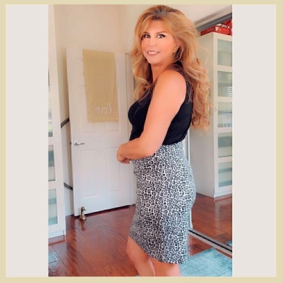 Michael Kors Black and Gray Leopard Skirt- Small - Picture 5 of 12